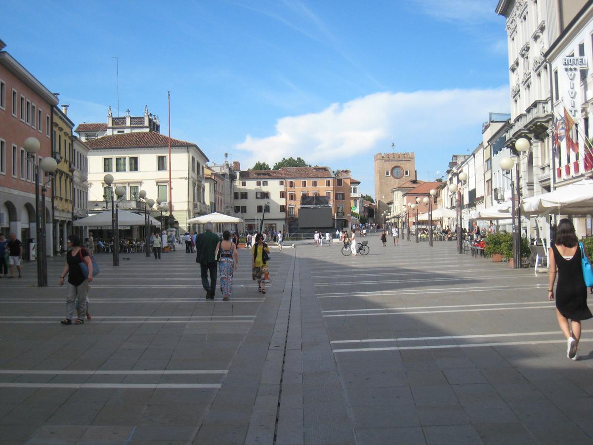 Le Maschere Mestre Buitenkant foto